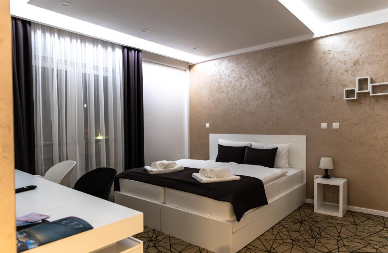 Hotel Biss Zenica Esterno foto