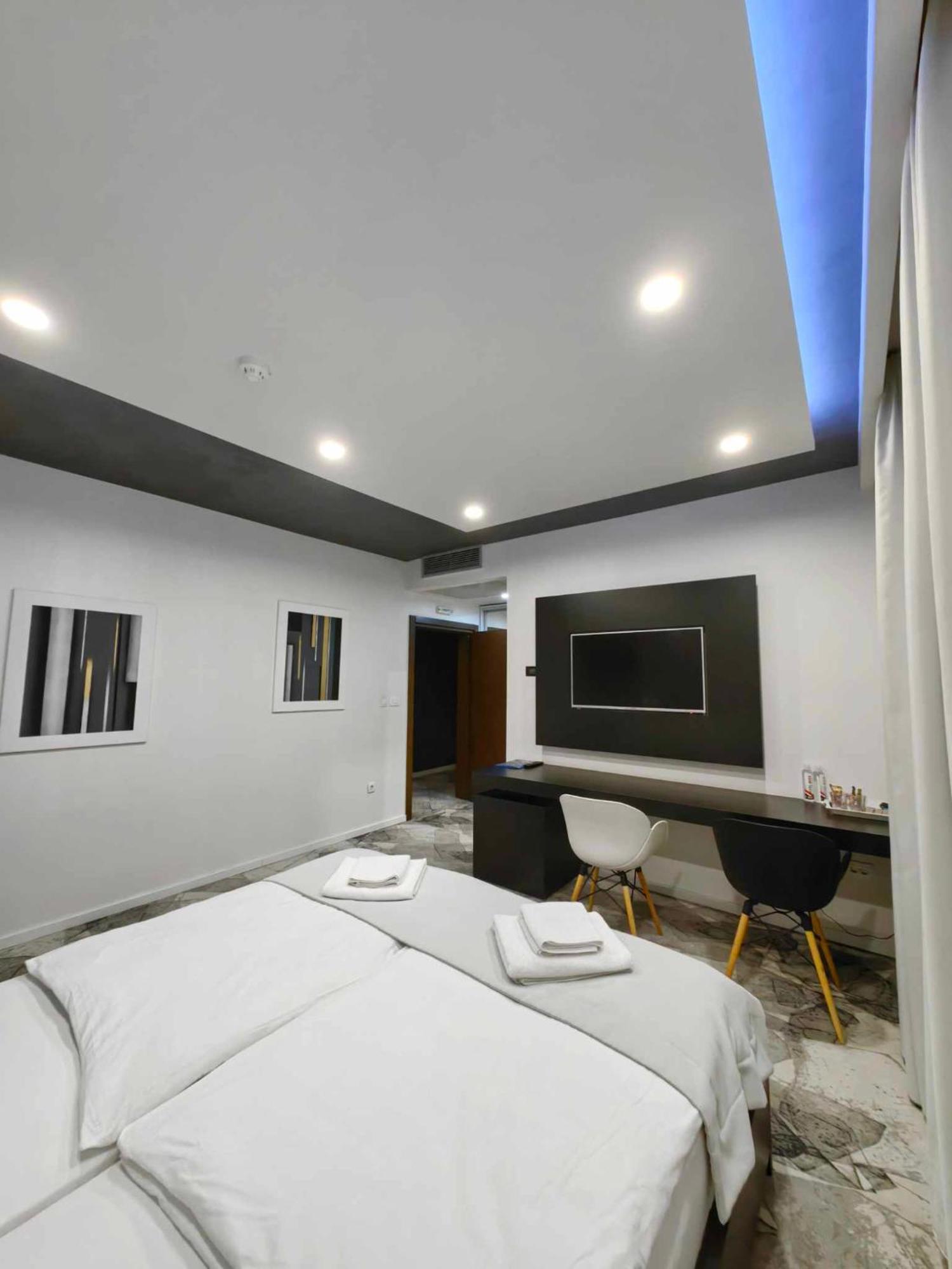 Hotel Biss Zenica Esterno foto